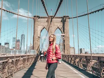 Bridges, Landscapes and Postcards: From the Brooklyn Bridge to Dumbo