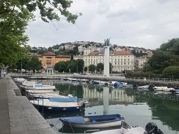 La Experiencia Definitiva en Rijeka: Casco Antiguo, Leyendas y Vistas Panorámicas
