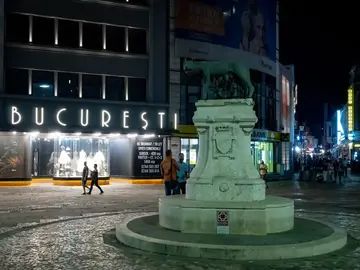 Bucarest Città Vecchia e Snack 