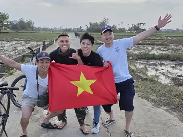 Gita per gli amanti del ciclismo al villaggio di Cam Thanh 