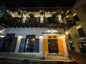 Casco Nights: un tour notturno gratuito dei bar di Panama.