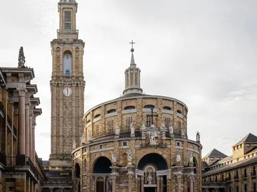 🏆 Free Tour of the Gijón Labor University