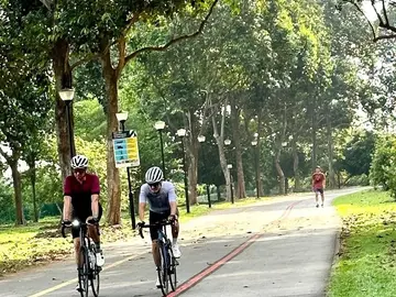  CYCLING Tour: Marine Parade to Changi Airport (via East Coast Lagoon Food Village & Jurrasic Mile)