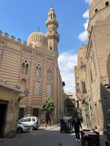 Un viaje por el carril de los monumentos: Visitando el histórico Cairo - Ruta Turística Islámica de Al-Darb al-Ahmar
