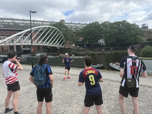 Tour de Running de Fútbol de Manchester de Gaz