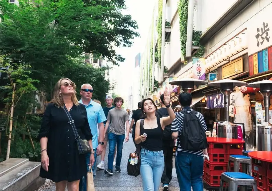 Asakusa-Rundgang und Besuch des Sensoji-Tempels