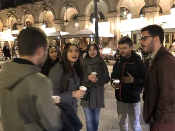 Bezauberndes Gotisches Viertel bei Nacht