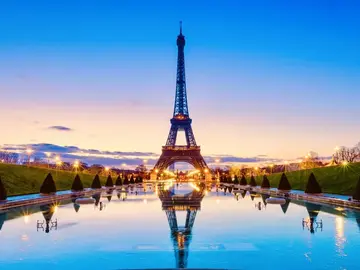 Free Tour Imprescindible de París: Louvre → Torre Eiffel y sus Secretos 