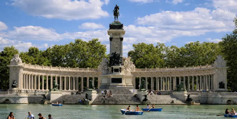Free walking tour „Die andere Seite von Madrid“ – Madrid de Los Borbones