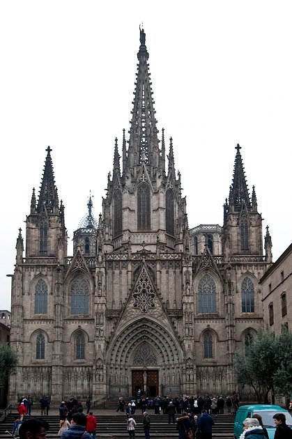Discovering the Gothic Quarter (Maximum 12 participants) | GuruWalk