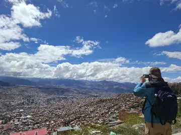 Esperienza Culturale a La Paz e El Alto | Giro in Funivia e Approfondimenti Locali
