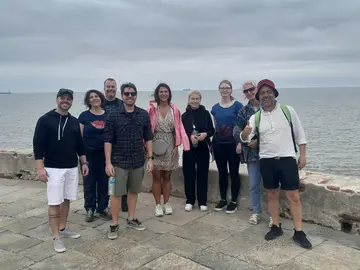 Montevideo and Buenos Aires: sisters and rivals.