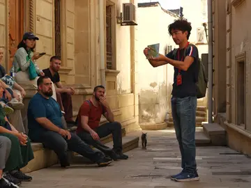 Baku Architecture Tour: Old City, Oil Boom & Soviet Heritage
