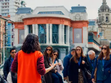 Free Tour Bilbao Historic - WITH RADIOGUIDE INCLUDED!