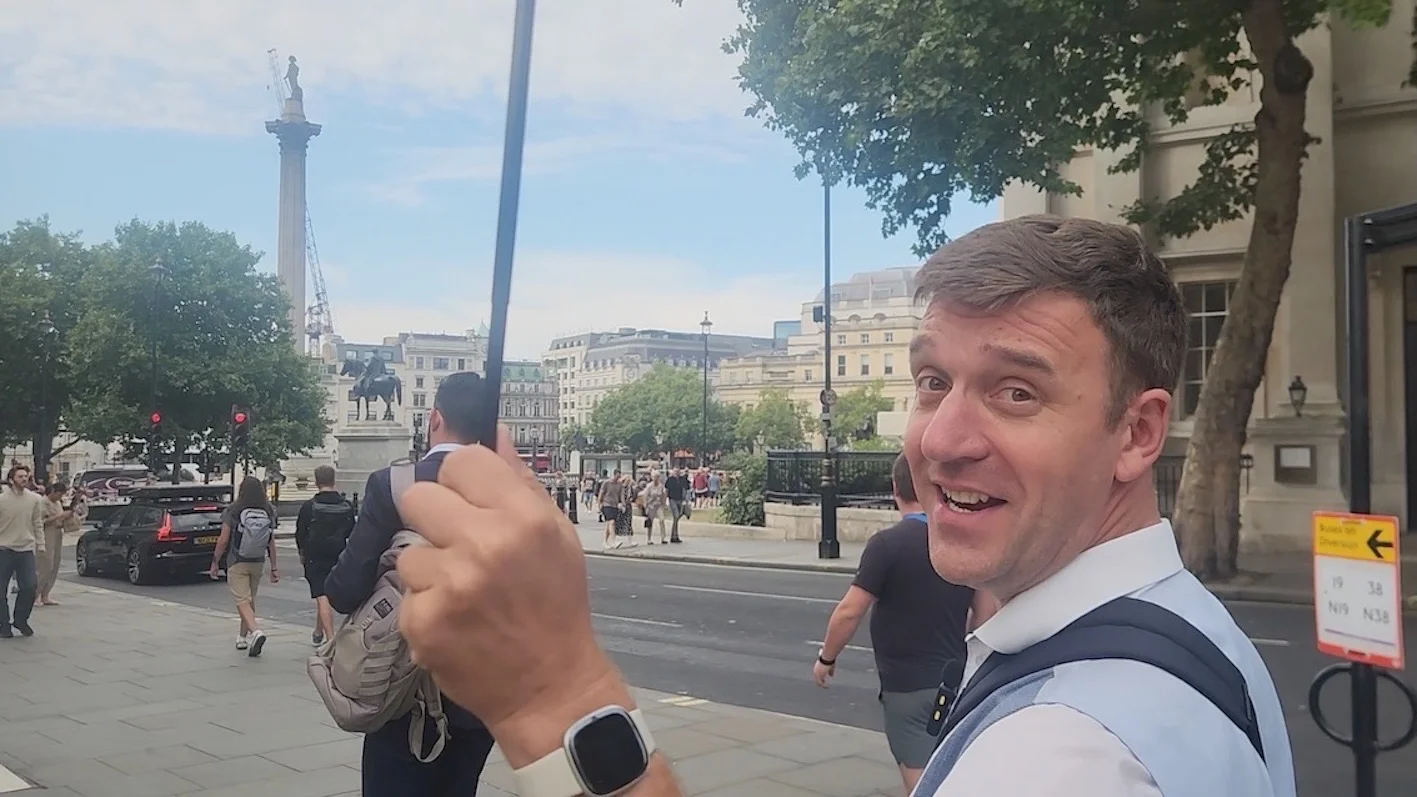 London’s Most Entertaining Free Walking Tour: Magic, History and Laughter in 2 Hours