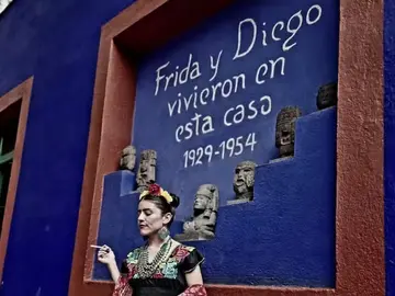 Frida Kahlo and Coyoacán Free Tour