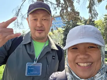 “Tour a pie gratuito por Almaty: Joyas ocultas y vida local