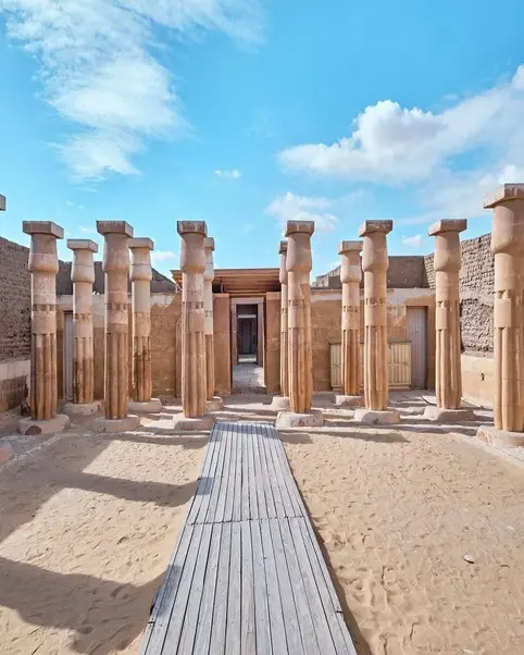 Kostenloser Stadtrundgang auf ITALIENISCH durch Saqqara und Dahschur: Wo alles begann.