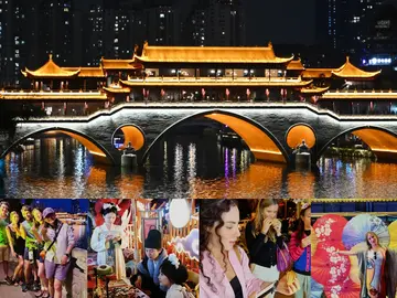 Marco Polo-Style Chengdu Night Walk with Local | Ancient History & Modern Vibes (Max 6 Guests)