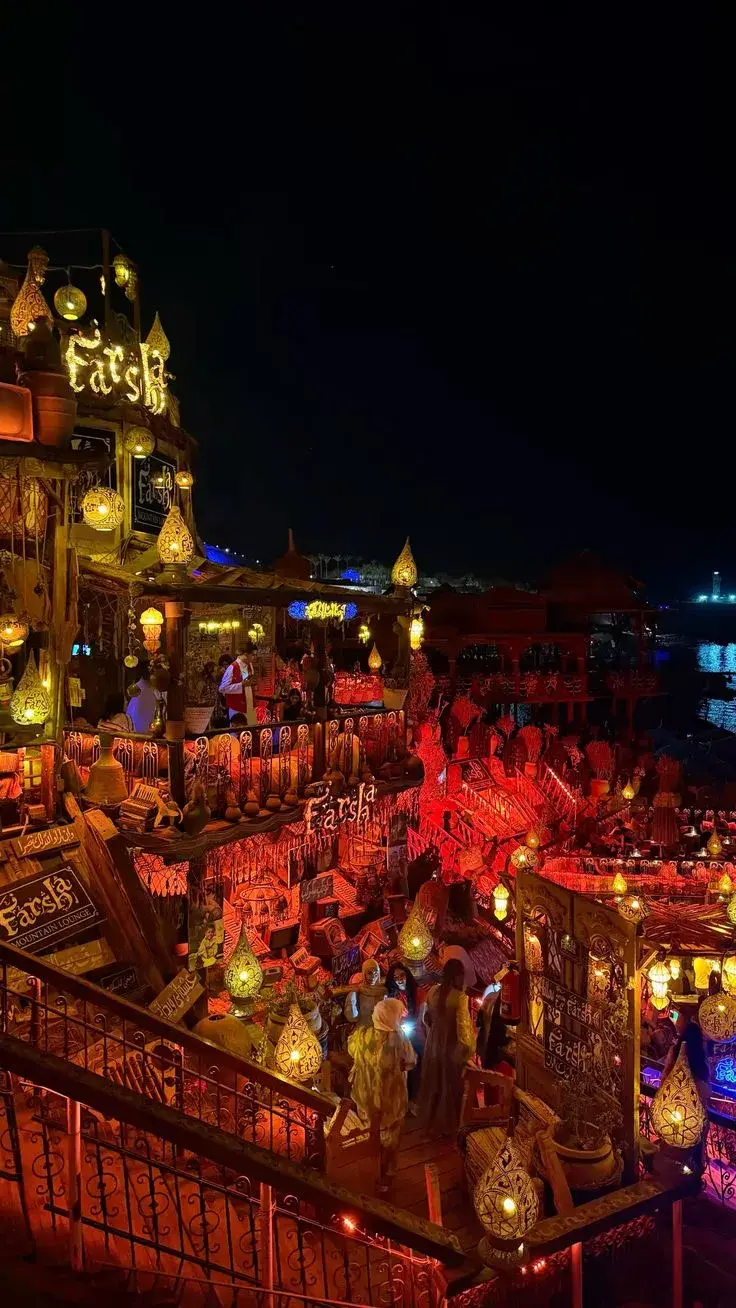 Vibraciones del atardecer en Sharm: Farsha Café y experiencia Santorini ✨🌅