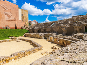 Recorrido Histórico en Tarragona con "Misteriosa Tarraco". Free Tour con Guía Local