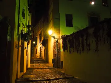 🏆 The tour NO ONE tells you about. The darkest mysteries of Granada. Only for the brave.