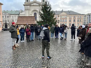 Tour of Warsaw's Historic Centre with a unique perspective