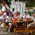 Food Tour Cartagena de Indias, comida callejera con un local