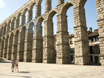 Essential Segovia: From the Aqueduct to the Alcázar