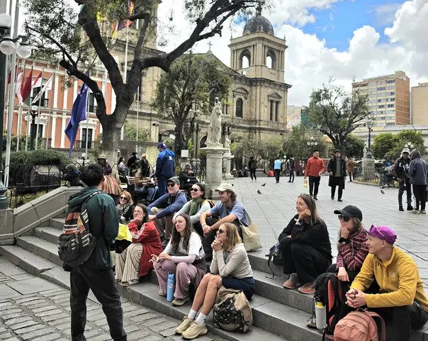 ☂️The Best Introduction to La Paz: Culture, Cable Cars, and Local Life 🎖