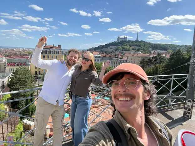 STRET ART & Alternative Lyon with a local Artist - Rebels & Mysteries
