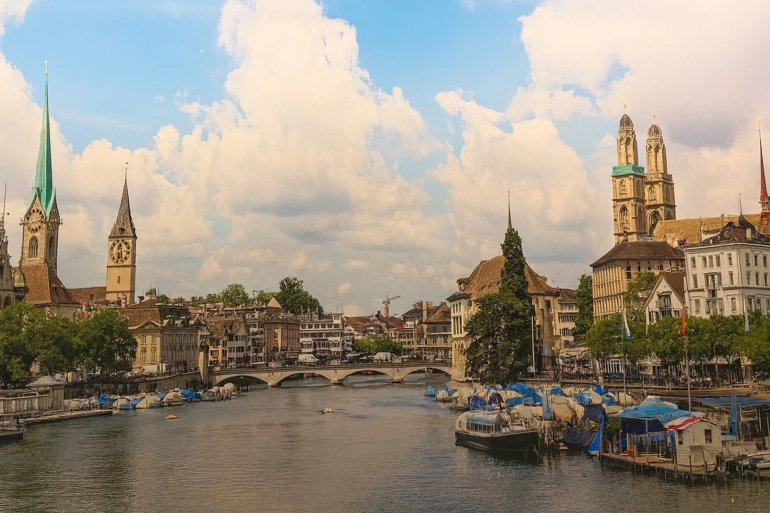 ​🇪🇸 Zúrich Esencial: Historia, Secretos y lo mejor del Old Town