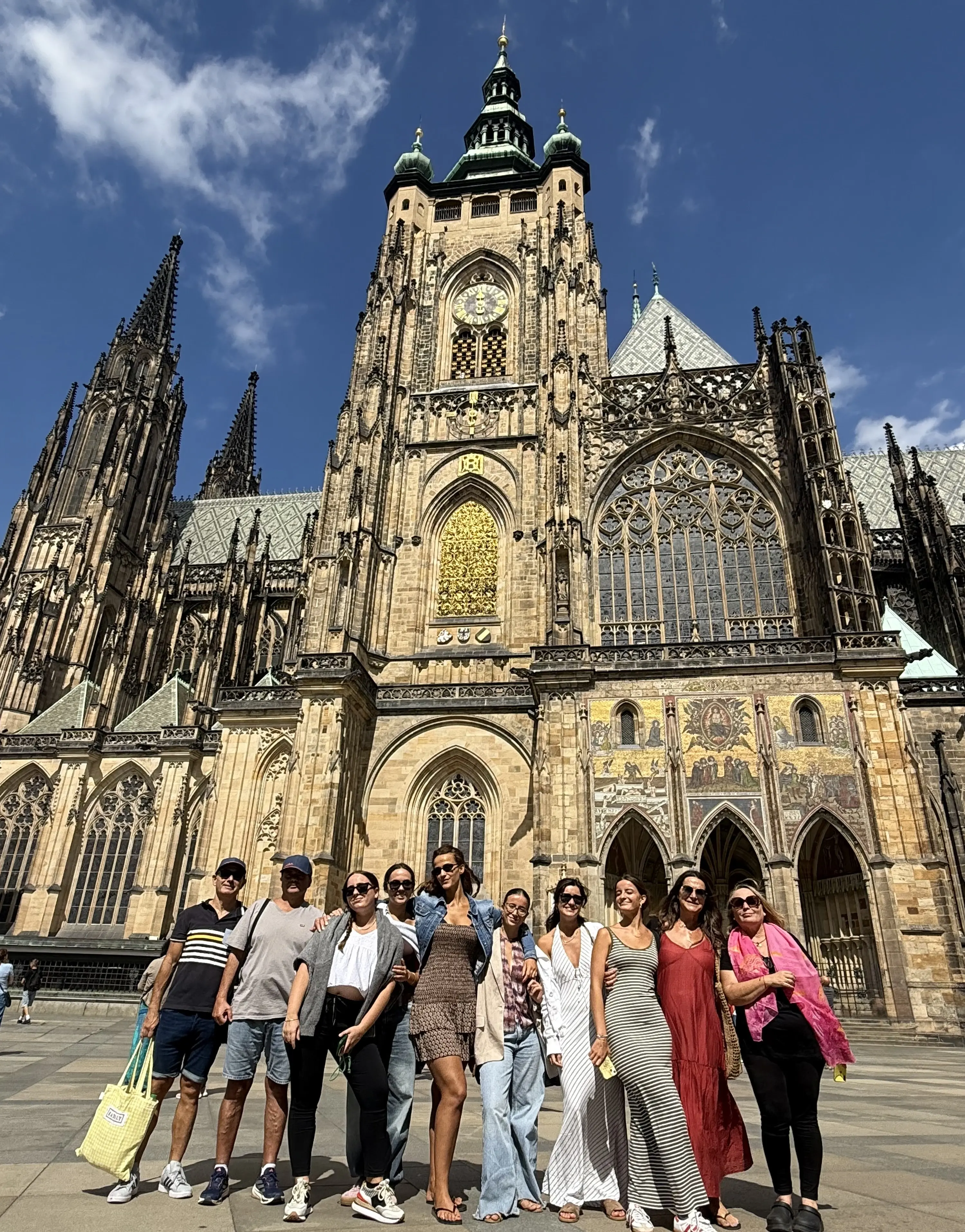 Free walking tour mit einem lokalen Führer: Hinter den Mauern der Prager Burg