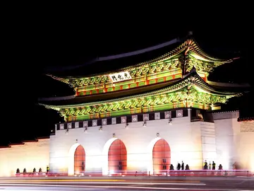 Nachtspaziergang zu den Wahrzeichen von Seoul