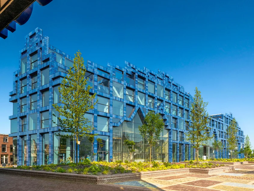Free tour of Delft with essential knowledge and hidden gems.