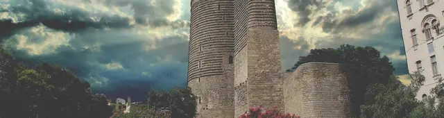 Free walking tour Baku