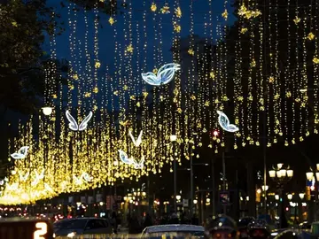 Free tour descubriendo las luces navideñas de Barcelona