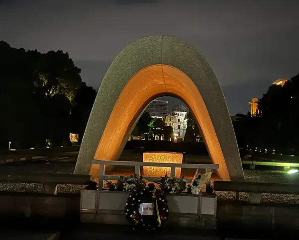 Hiroshima Night Walking Tour – History, Peace & Reflection