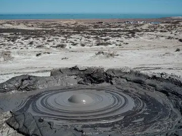 Historische Tour im Gobustan-Nationalpark entlang der Schlammvulkane