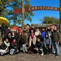 Free tour of the colorful houses of Christiania, a journey through its contrasts.