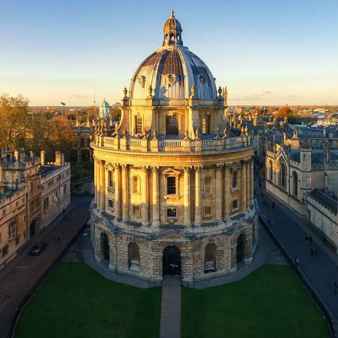 I segreti di Oxford: una passeggiata nel tempo, tra leggende e misteri 