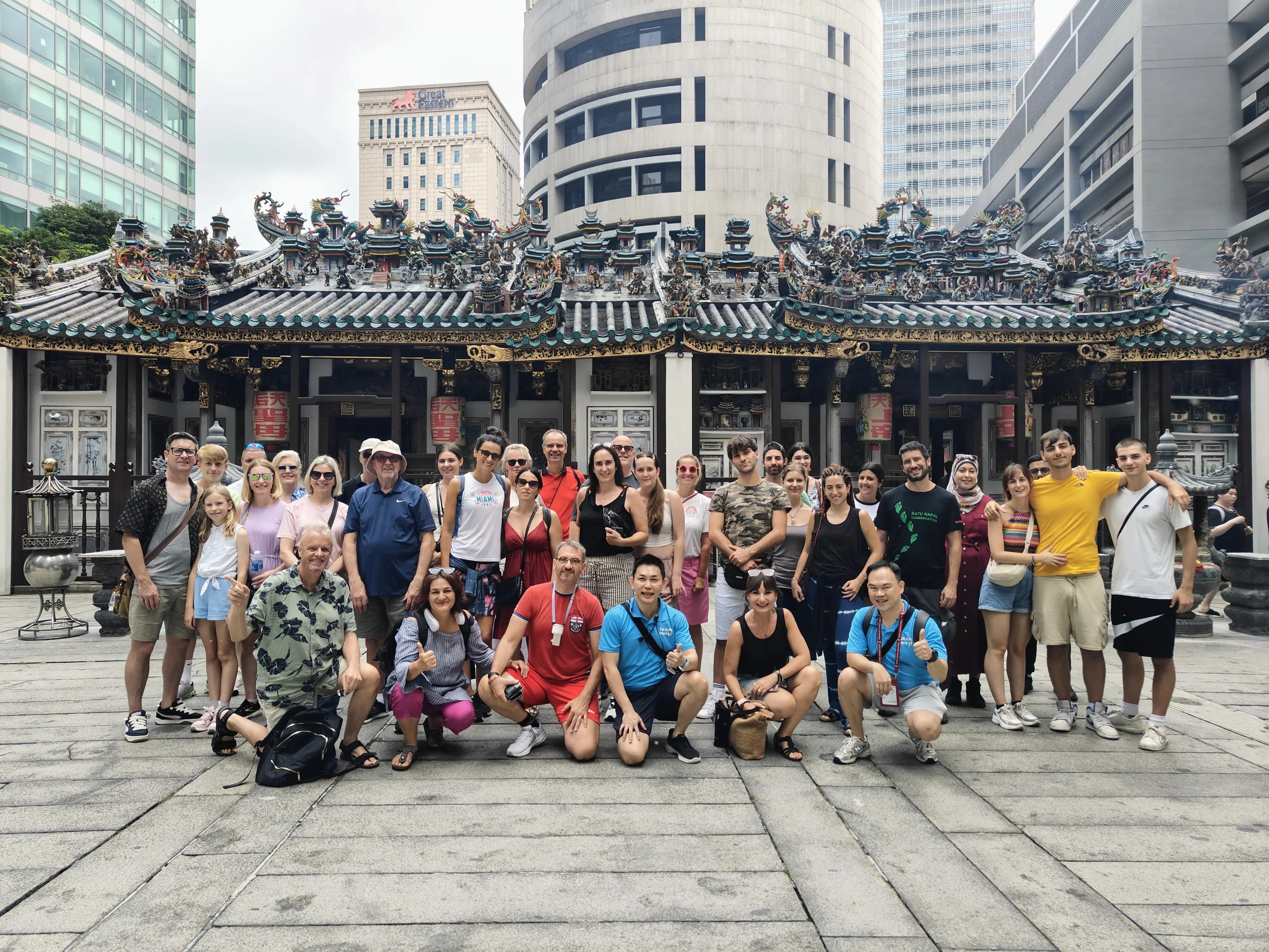 Leben, Arbeiten, Spielen – der Singapur-Weg! (Ein Spaziergang durch Chinatown und die City)