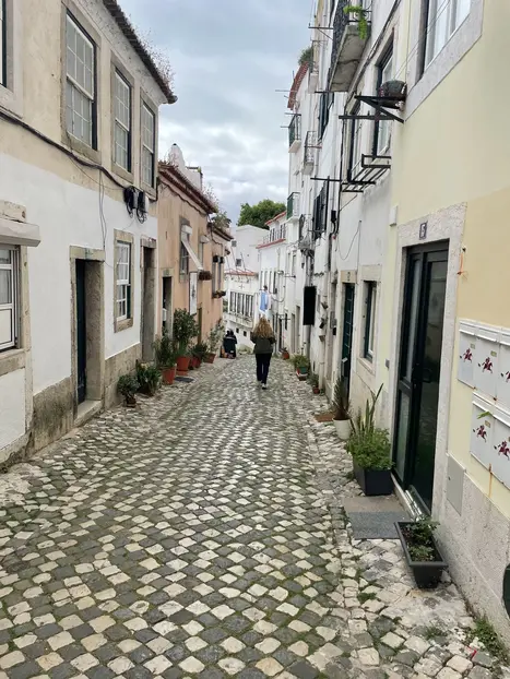 Free Tour de Alfáma y Ciudad Vieja.