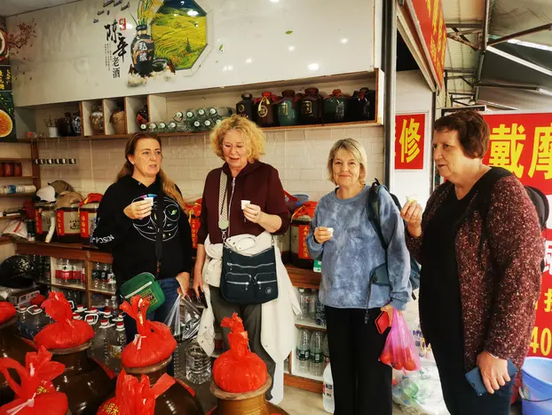  YANGSHUO HANS 𝐖𝐀𝐋𝐊𝐈𝐍𝐆 𝐅𝐎𝐎𝐃 𝐓𝐎𝐔𝐑 𝐆𝐑𝐎𝐔𝐏 𝐓𝐎𝐔𝐑