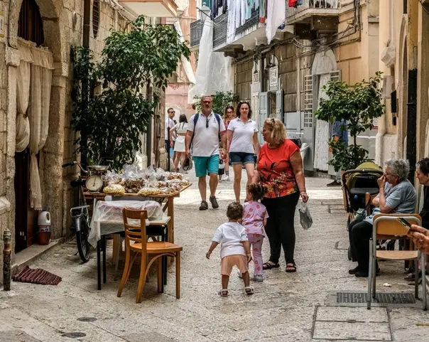 Authentische Wandertour in Bari: Kultur, Traditionen & Verborgene Schätze