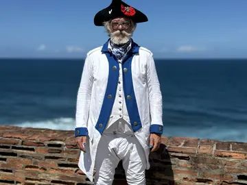 Paseo Viejo San Juan: Castillos San Felipe del Morro y San Cristóbal