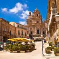 Discover the real side of Ragusa Ibla with a local guide