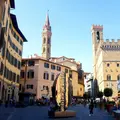 Guided walking tour of Florence with a Renaissance quiz: win dinner!