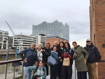 “Scopri Amburgo in spagnolo: storia, segreti e vita locale