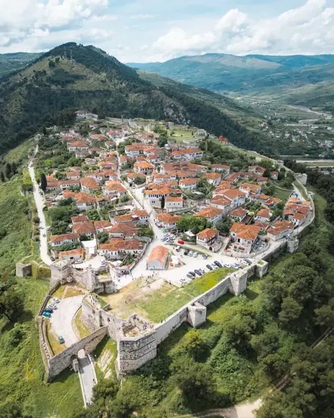La historia viva de Berat: un recorrido guiado gratuito a través del tiempo